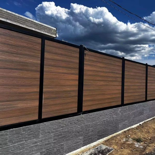 Kopen WPC Outdoor Wood Plastic Garden Fence with Weather Resistance