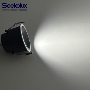 Kopen Anti-Glare LED Recessed Ceiling Spotlight with Aluminum Body